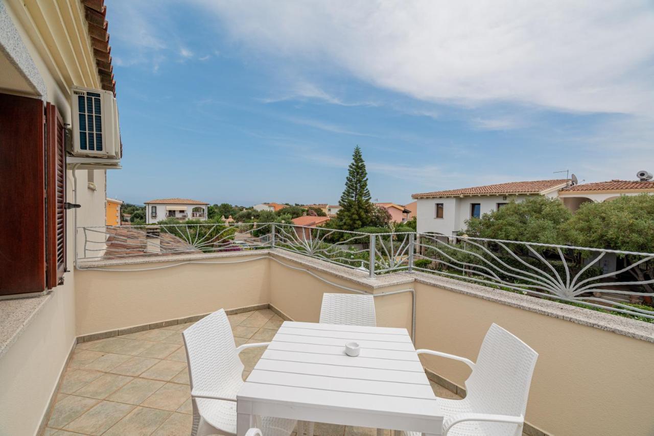 Rooms Tavolara Сан-Теодоро Экстерьер фото