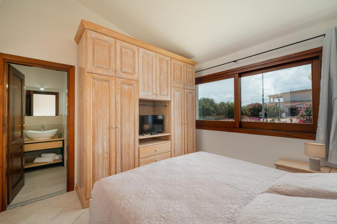 Rooms Tavolara Сан-Теодоро Экстерьер фото