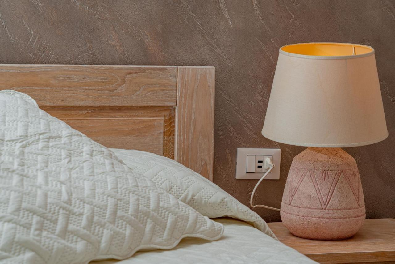 Rooms Tavolara Сан-Теодоро Экстерьер фото